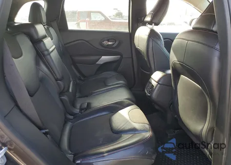 2017 Jeep Cherokee Trailhawk z USA, uszkodzony, nr VIN 1C4PJMBB9HW665327